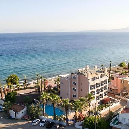 Holiday Hotel Kusadası Exterior foto